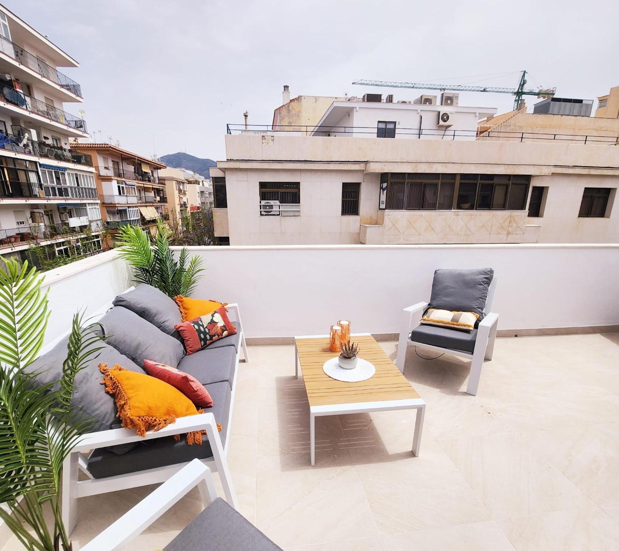 Novamar Apartamentos 丰希罗拉 外观 照片