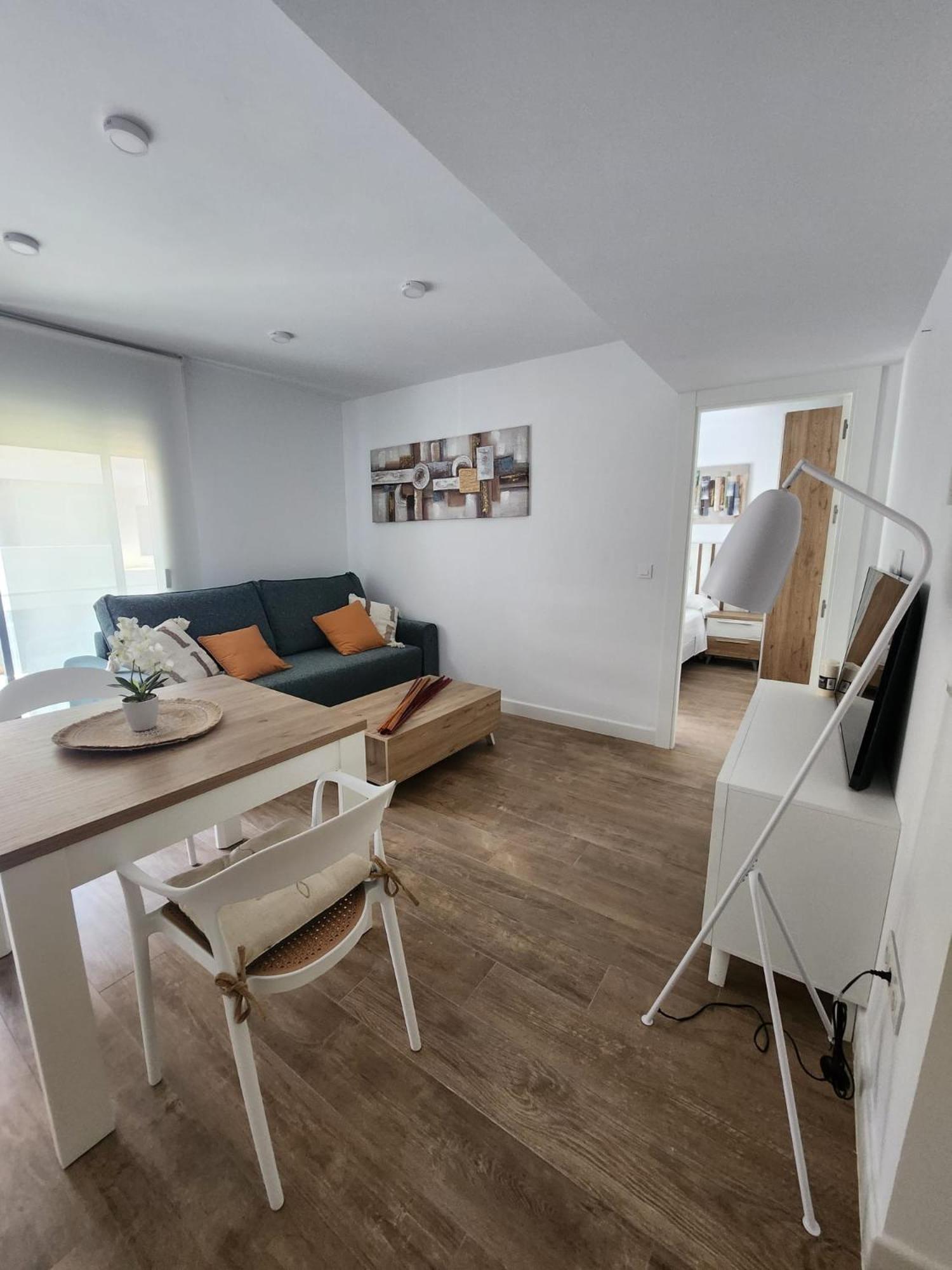 Novamar Apartamentos 丰希罗拉 外观 照片